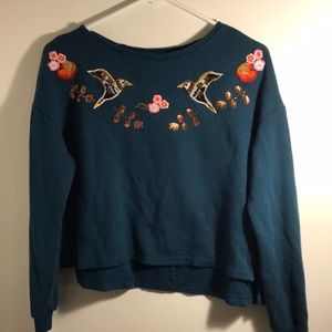 Embroidered crop top sweater